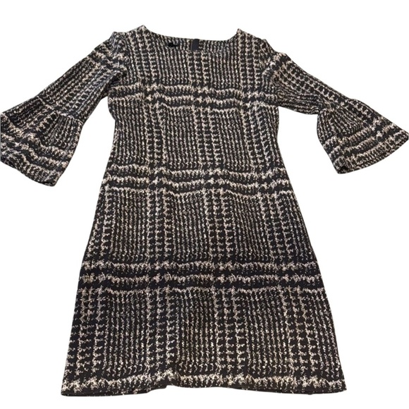 Talbots Black and White Sheath Dress with Bell Sleeves size 2 women’s casual - Picture 7 of 7